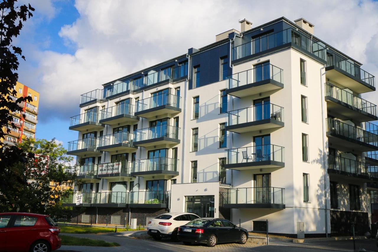 Apartamenty Bryza-Matejki 1B-Parking シフィノウイシチェ エクステリア 写真