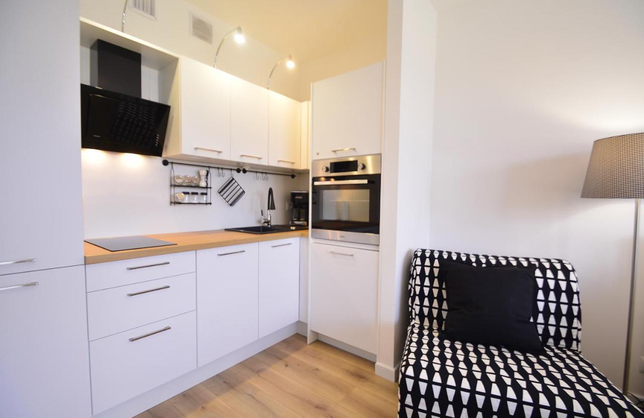 Apartamenty Bryza-Matejki 1B-Parking シフィノウイシチェ エクステリア 写真
