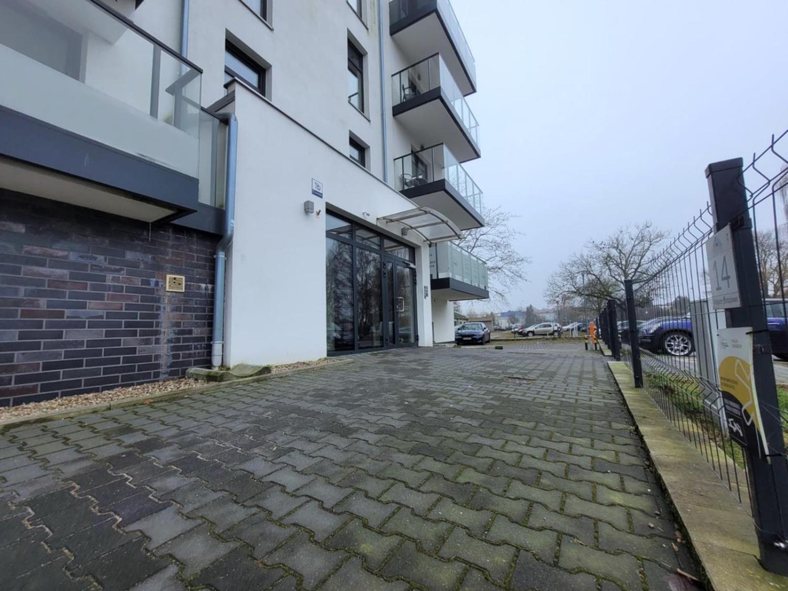 Apartamenty Bryza-Matejki 1B-Parking シフィノウイシチェ エクステリア 写真